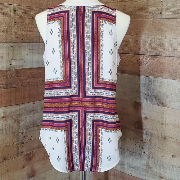 Sanctuary button up sleeveless top - Picture 4 of 11